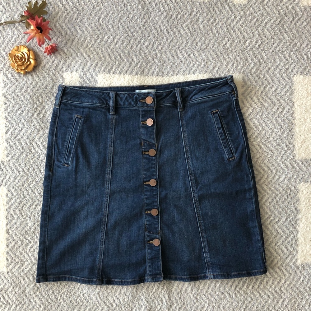 New York and Company denim skirt